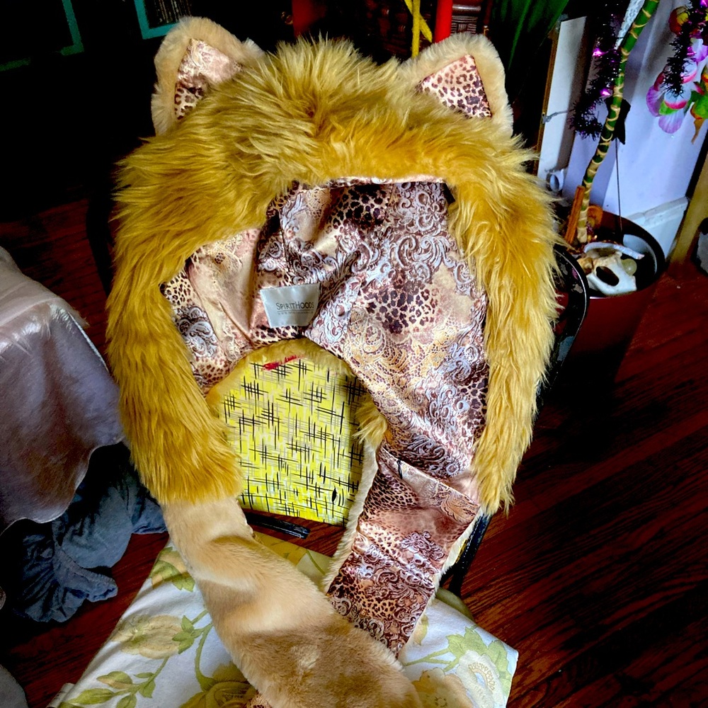 Spirithoods Lion hood- collectors edition